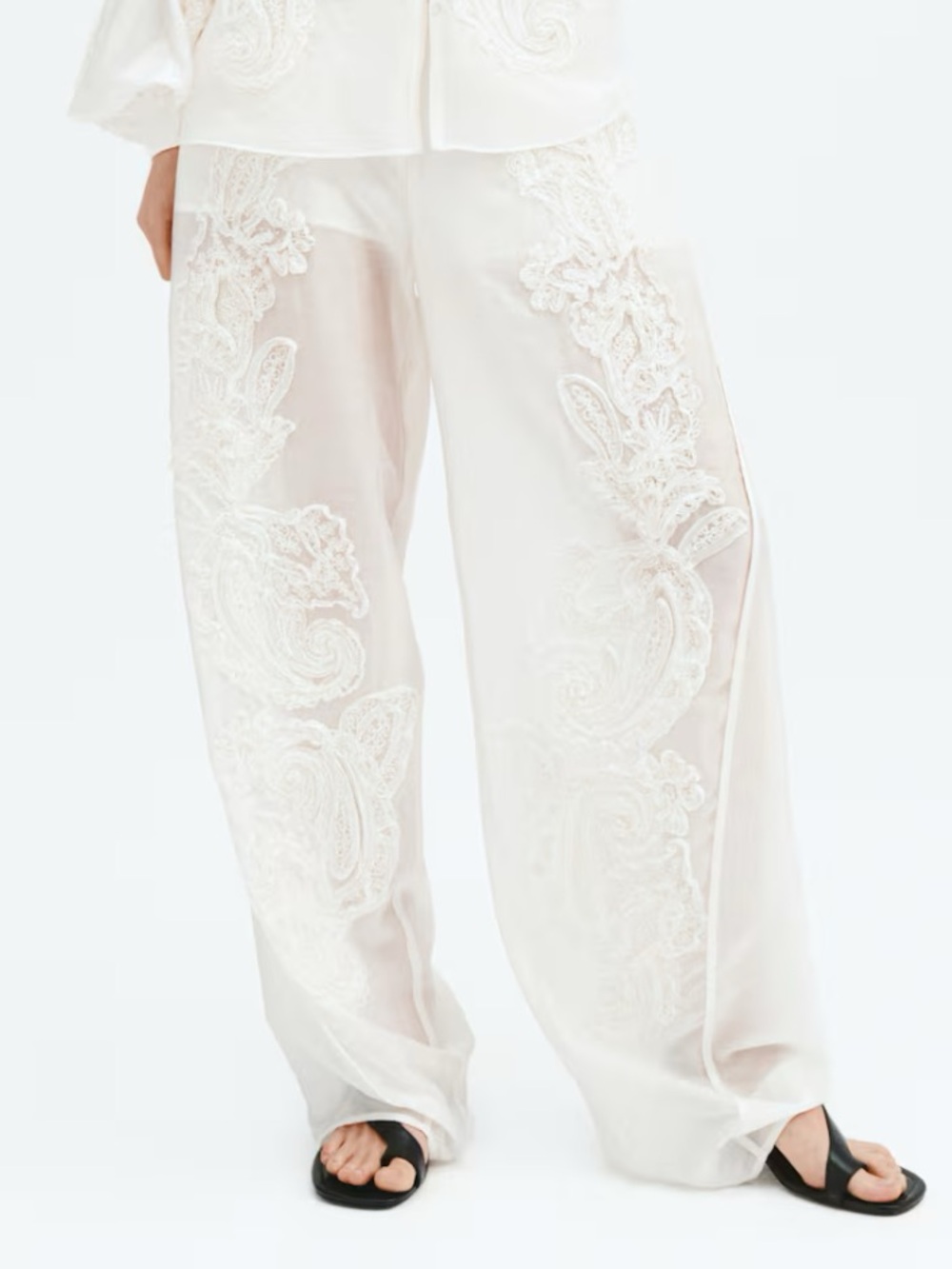 NWT H&M appliqué barrel leg pants - Picture 3 of 7